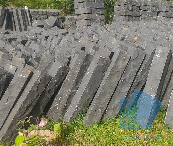 Basalt Palisades / Kerbs