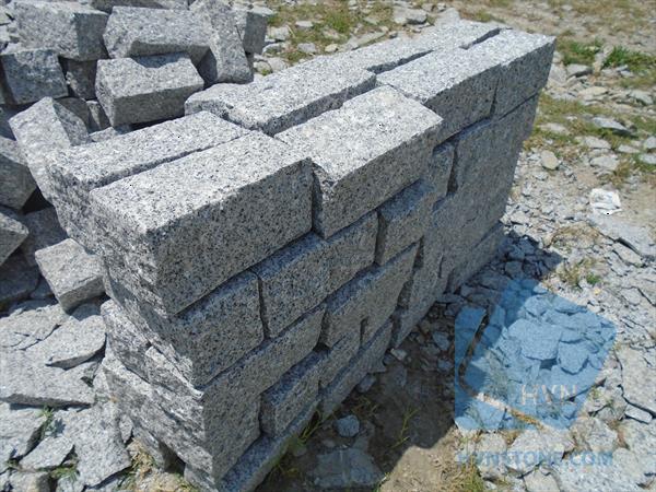 Granite Wall stones / Bricks